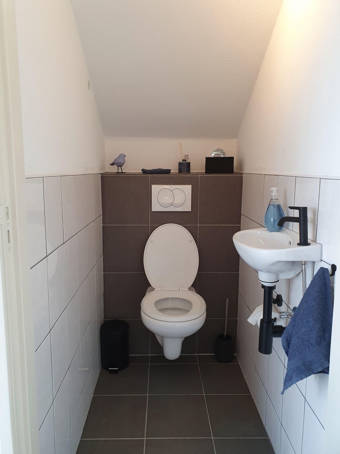 Eigen toilet in de trekkershut